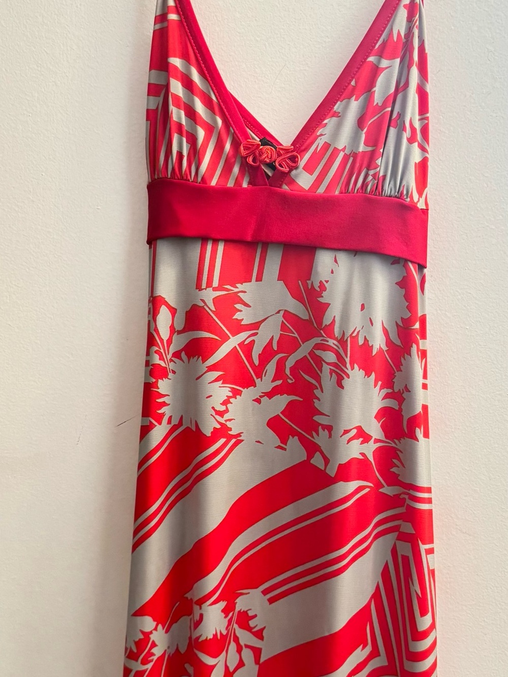 Wet Seal Red and Ivory Floral V-Neck Midi Dress - Picture 3 of 5